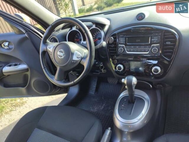 Чорний Ніссан Жук, об'ємом двигуна 1.6 л та пробігом 76 тис. км за 14800 $, фото 4 на Automoto.ua