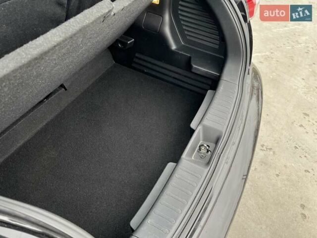 Черный Ниссан Жук, объемом двигателя 1.6 л и пробегом 79 тыс. км за 13900 $, фото 47 на Automoto.ua