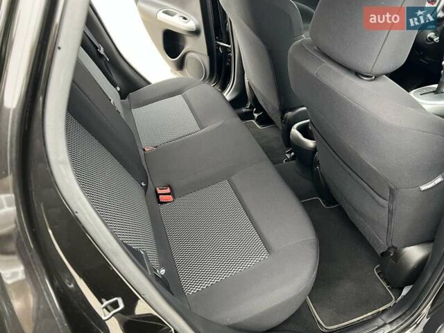 Черный Ниссан Жук, объемом двигателя 1.6 л и пробегом 79 тыс. км за 13900 $, фото 43 на Automoto.ua