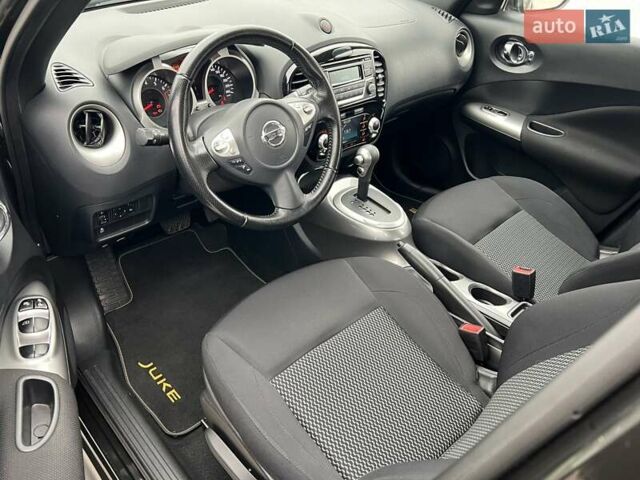 Черный Ниссан Жук, объемом двигателя 1.6 л и пробегом 79 тыс. км за 13900 $, фото 27 на Automoto.ua