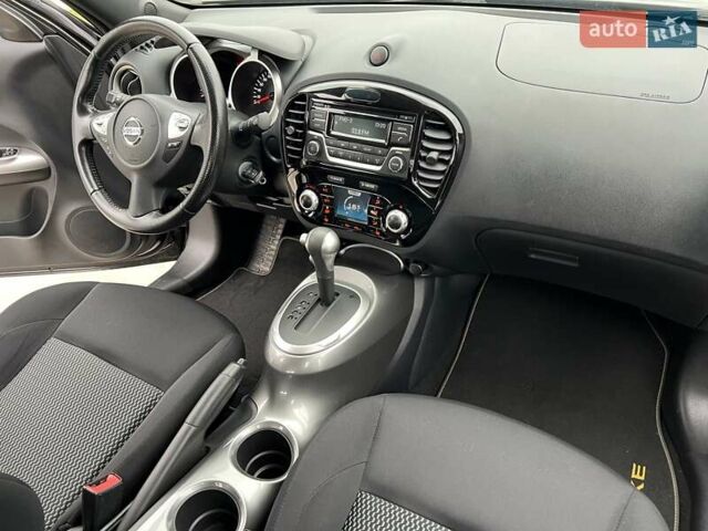 Черный Ниссан Жук, объемом двигателя 1.6 л и пробегом 79 тыс. км за 13900 $, фото 49 на Automoto.ua