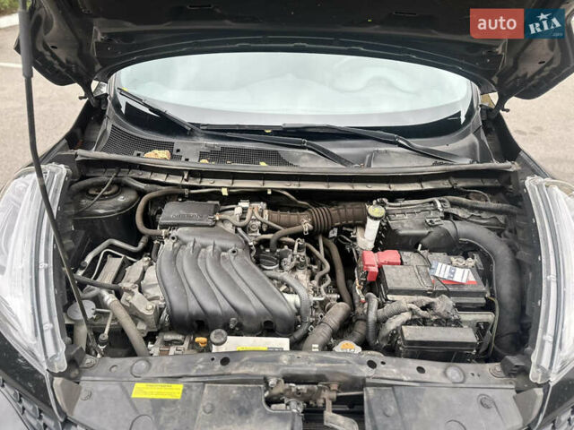 Черный Ниссан Жук, объемом двигателя 1.6 л и пробегом 32 тыс. км за 14500 $, фото 11 на Automoto.ua