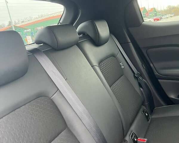 Черный Ниссан Жук, объемом двигателя 1 л и пробегом 26 тыс. км за 22900 $, фото 14 на Automoto.ua