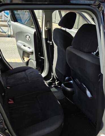 Фиолетовый Ниссан Жук, объемом двигателя 1.6 л и пробегом 160 тыс. км за 10500 $, фото 2 на Automoto.ua