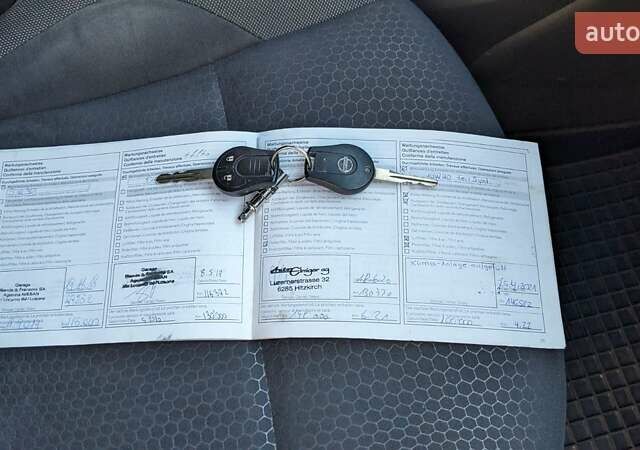 Фиолетовый Ниссан Жук, объемом двигателя 1.6 л и пробегом 252 тыс. км за 10300 $, фото 28 на Automoto.ua