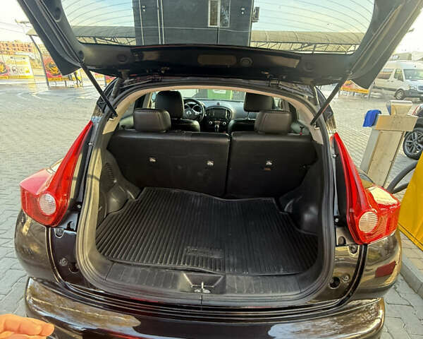 Ниссан Жук 2013 в Черновцах на Automoto.ua Фиолетовый Ниссан Жук, объемом двигателя 1.6 л и пробегом 184 тыс. км за 10500 $, фото 13 на Automoto.ua