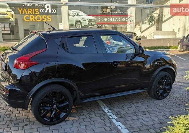 Фиолетовый Ниссан Жук, объемом двигателя 1.6 л и пробегом 252 тыс. км за 10300 $, фото 1 на Automoto.ua