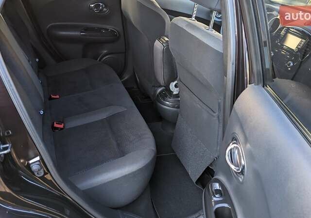 Фиолетовый Ниссан Жук, объемом двигателя 1.6 л и пробегом 252 тыс. км за 10300 $, фото 14 на Automoto.ua