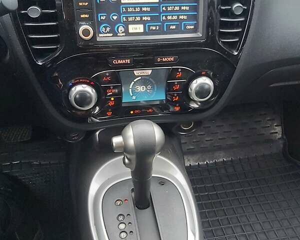 Фиолетовый Ниссан Жук, объемом двигателя 1.6 л и пробегом 133 тыс. км за 11800 $, фото 7 на Automoto.ua