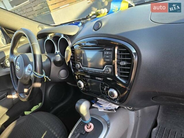 Фиолетовый Ниссан Жук, объемом двигателя 1.62 л и пробегом 170 тыс. км за 10800 $, фото 12 на Automoto.ua