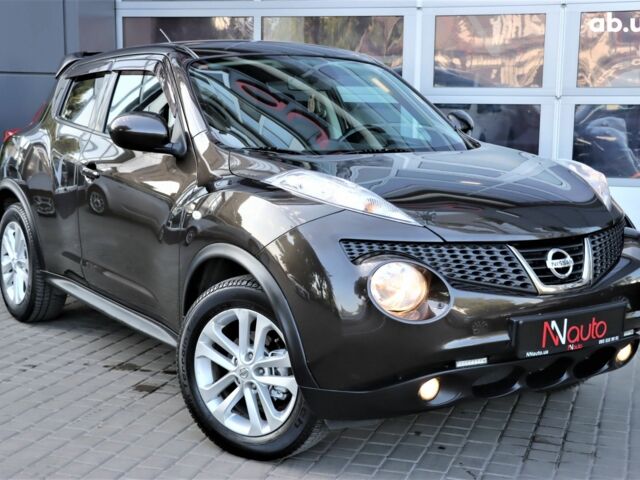 Коричневый Ниссан Жук, объемом двигателя 1.6 л и пробегом 122 тыс. км за 11900 $, фото 1 на Automoto.ua