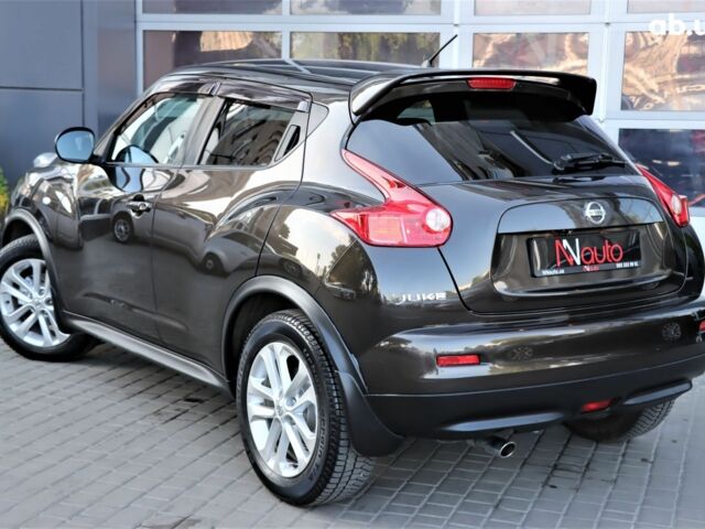 Коричневый Ниссан Жук, объемом двигателя 1.6 л и пробегом 122 тыс. км за 11900 $, фото 3 на Automoto.ua