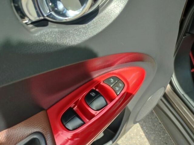 Коричневый Ниссан Жук, объемом двигателя 1.6 л и пробегом 170 тыс. км за 7200 $, фото 8 на Automoto.ua