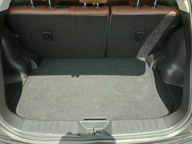 Коричневый Ниссан Жук, объемом двигателя 1.6 л и пробегом 170 тыс. км за 7200 $, фото 16 на Automoto.ua