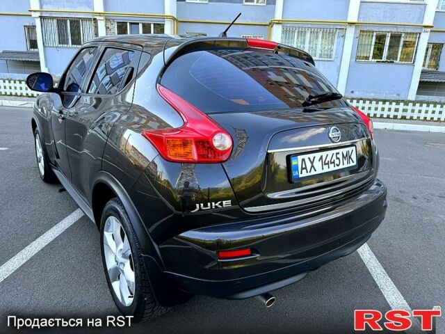 Коричневий Ніссан Жук, об'ємом двигуна 1.6 л та пробігом 123 тис. км за 10800 $, фото 2 на Automoto.ua