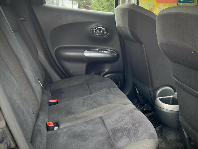 Коричневый Ниссан Жук, объемом двигателя 1.6 л и пробегом 134 тыс. км за 10700 $, фото 28 на Automoto.ua