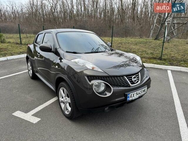 Коричневый Ниссан Жук, объемом двигателя 1.6 л и пробегом 123 тыс. км за 10800 $, фото 1 на Automoto.ua