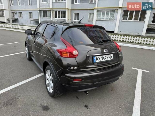 Коричневый Ниссан Жук, объемом двигателя 1.6 л и пробегом 123 тыс. км за 10800 $, фото 4 на Automoto.ua