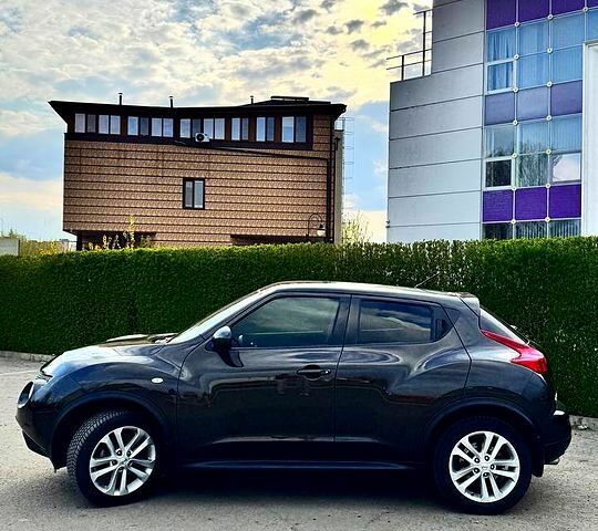 Коричневий Ніссан Жук, об'ємом двигуна 1.6 л та пробігом 153 тис. км за 9500 $, фото 2 на Automoto.ua