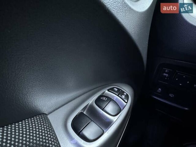 Коричневый Ниссан Жук, объемом двигателя 1.6 л и пробегом 123 тыс. км за 10800 $, фото 16 на Automoto.ua