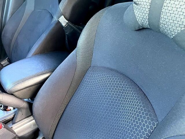 Ниссан Жук 2011 в Новомосковске на Automoto.ua Коричневый Ниссан Жук, объемом двигателя 1.6 л и пробегом 140 тыс. км за 7800 $, фото 6 на Automoto.ua