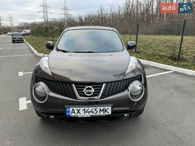 Коричневый Ниссан Жук, объемом двигателя 1.6 л и пробегом 123 тыс. км за 10800 $, фото 2 на Automoto.ua