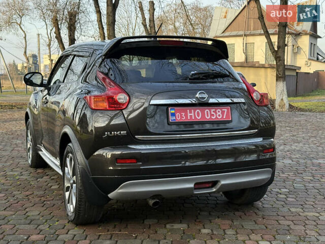 Коричневый Ниссан Жук, объемом двигателя 1.6 л и пробегом 158 тыс. км за 11400 $, фото 15 на Automoto.ua