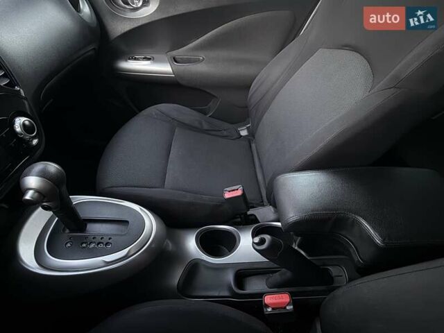 Коричневий Ніссан Жук, об'ємом двигуна 1.6 л та пробігом 133 тис. км за 10500 $, фото 8 на Automoto.ua