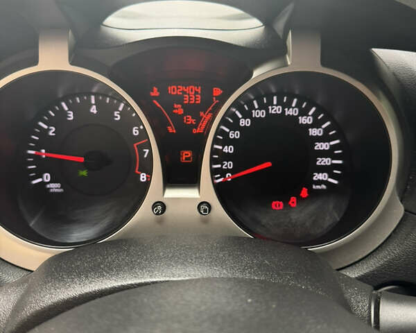 Коричневий Ніссан Жук, об'ємом двигуна 1.6 л та пробігом 102 тис. км за 10800 $, фото 5 на Automoto.ua