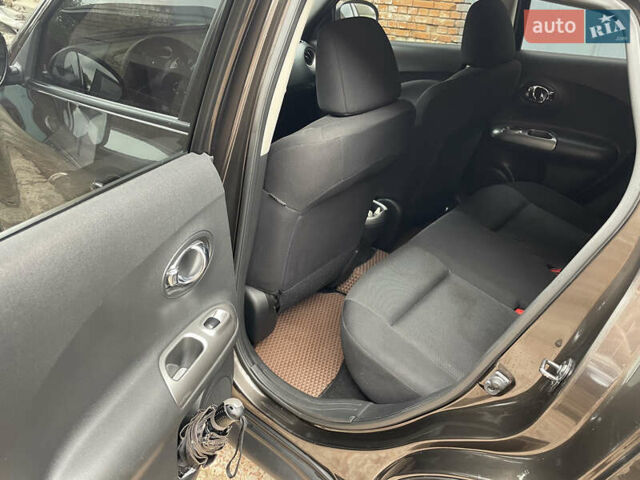 Коричневый Ниссан Жук, объемом двигателя 1.6 л и пробегом 105 тыс. км за 11000 $, фото 9 на Automoto.ua
