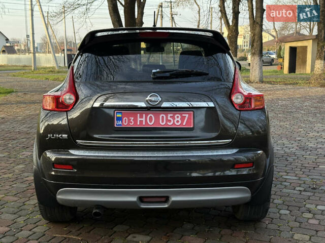 Коричневый Ниссан Жук, объемом двигателя 1.6 л и пробегом 158 тыс. км за 11400 $, фото 16 на Automoto.ua