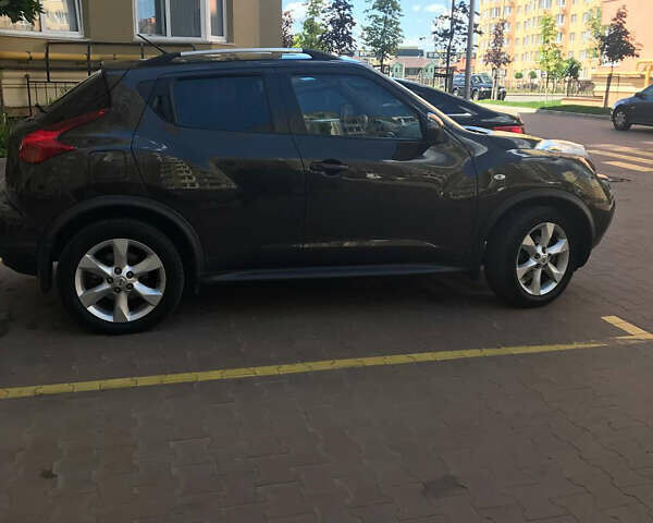 Коричневый Ниссан Жук, объемом двигателя 1.6 л и пробегом 136 тыс. км за 9500 $, фото 1 на Automoto.ua