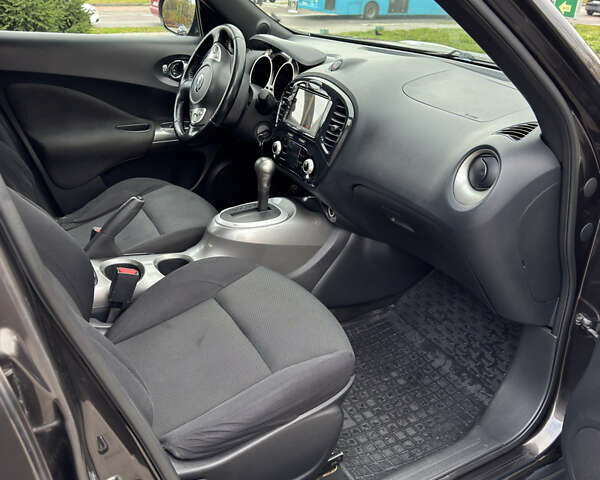 Коричневый Ниссан Жук, объемом двигателя 1.6 л и пробегом 139 тыс. км за 8599 $, фото 9 на Automoto.ua