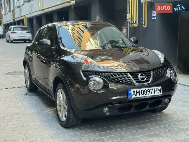 Коричневый Ниссан Жук, объемом двигателя 1.62 л и пробегом 230 тыс. км за 10300 $, фото 2 на Automoto.ua