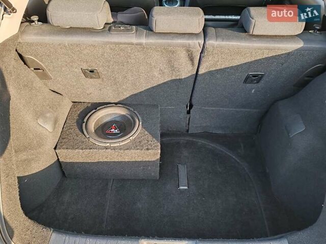 Коричневый Ниссан Жук, объемом двигателя 1.6 л и пробегом 92 тыс. км за 13700 $, фото 15 на Automoto.ua