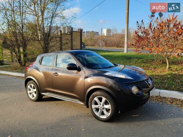 Коричневый Ниссан Жук, объемом двигателя 1.6 л и пробегом 92 тыс. км за 13700 $, фото 2 на Automoto.ua