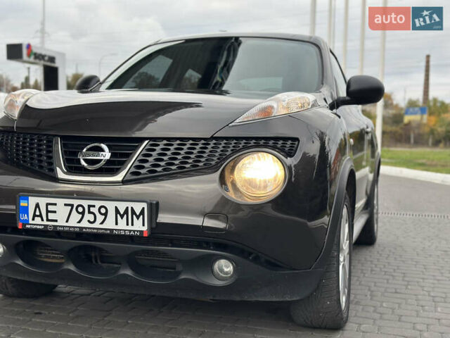 Коричневый Ниссан Жук, объемом двигателя 1.6 л и пробегом 162 тыс. км за 8600 $, фото 2 на Automoto.ua