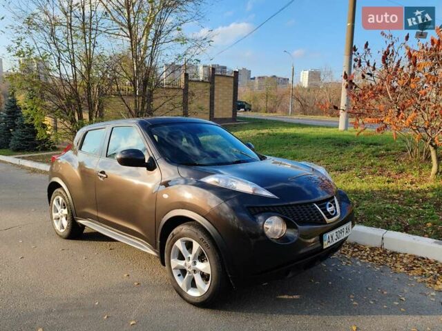 Коричневый Ниссан Жук, объемом двигателя 1.6 л и пробегом 92 тыс. км за 13700 $, фото 3 на Automoto.ua