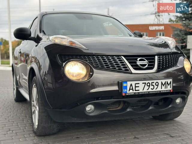 Коричневый Ниссан Жук, объемом двигателя 1.6 л и пробегом 162 тыс. км за 8600 $, фото 3 на Automoto.ua