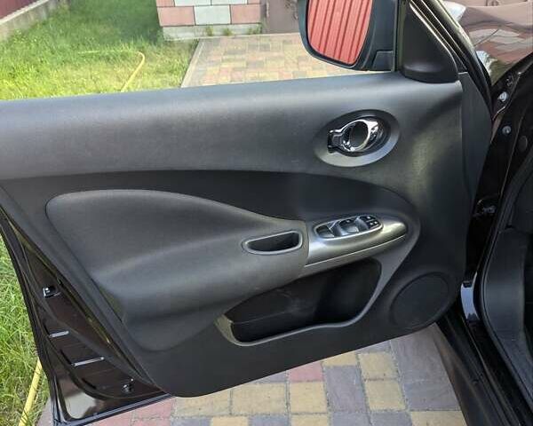 Коричневый Ниссан Жук, объемом двигателя 1.62 л и пробегом 140 тыс. км за 10900 $, фото 10 на Automoto.ua