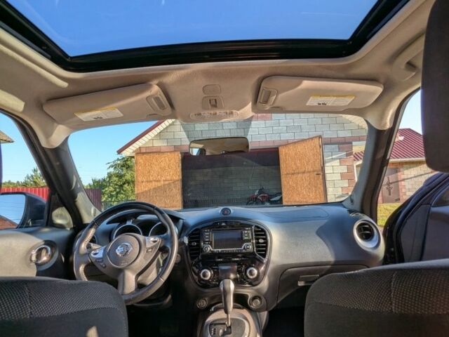 Коричневый Ниссан Жук, объемом двигателя 1.6 л и пробегом 140 тыс. км за 10900 $, фото 6 на Automoto.ua