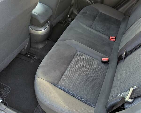 Коричневый Ниссан Жук, объемом двигателя 1.62 л и пробегом 140 тыс. км за 10900 $, фото 16 на Automoto.ua