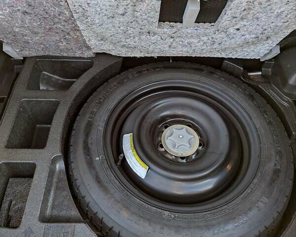 Коричневый Ниссан Жук, объемом двигателя 1.62 л и пробегом 140 тыс. км за 10900 $, фото 18 на Automoto.ua