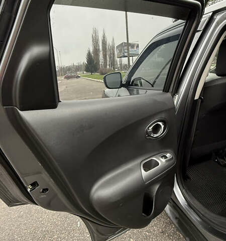 Коричневый Ниссан Жук, объемом двигателя 1.6 л и пробегом 143 тыс. км за 14500 $, фото 9 на Automoto.ua