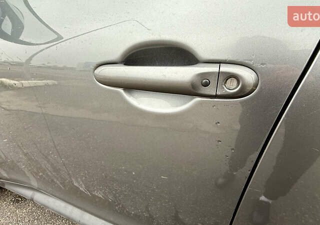 Коричневый Ниссан Жук, объемом двигателя 1.6 л и пробегом 143 тыс. км за 14500 $, фото 5 на Automoto.ua