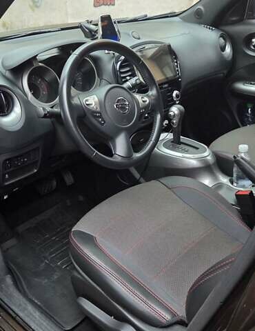 Коричневый Ниссан Жук, объемом двигателя 1.6 л и пробегом 46 тыс. км за 15700 $, фото 7 на Automoto.ua