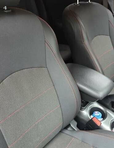 Коричневый Ниссан Жук, объемом двигателя 1.6 л и пробегом 46 тыс. км за 15700 $, фото 11 на Automoto.ua