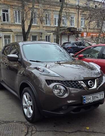 Коричневый Ниссан Жук, объемом двигателя 1.6 л и пробегом 46 тыс. км за 15700 $, фото 1 на Automoto.ua