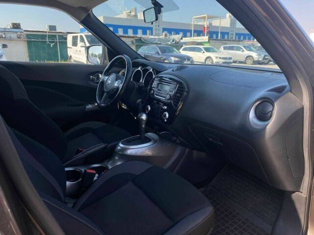 Коричневый Ниссан Жук, объемом двигателя 1.6 л и пробегом 80 тыс. км за 13990 $, фото 13 на Automoto.ua