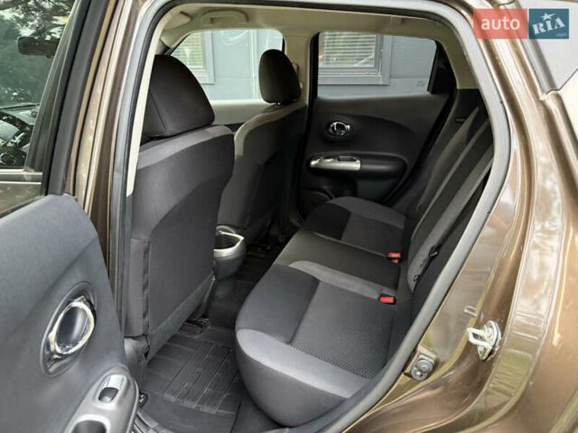 Коричневый Ниссан Жук, объемом двигателя 1.6 л и пробегом 85 тыс. км за 15700 $, фото 12 на Automoto.ua